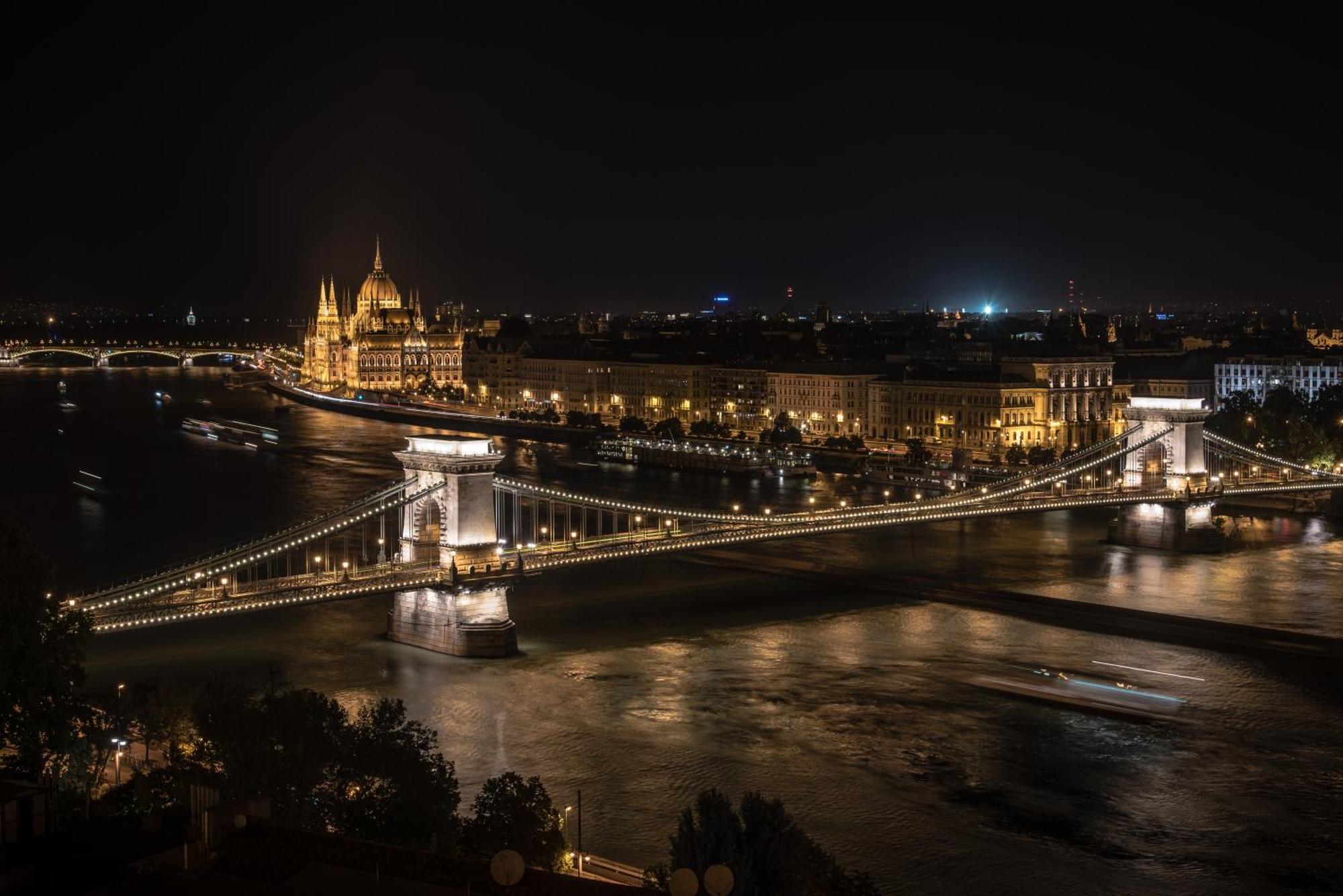 Bright Apartment In The Most Beautiful Street Of Budapest Vaci Street, Fashion Street Eksteriør bilde